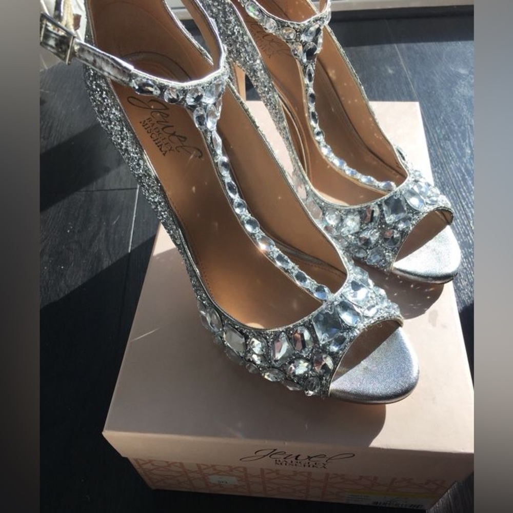 New Jewel Badgley Mischka Conroy Metallic Glitter Rhinestone Evening Shoe Size 8